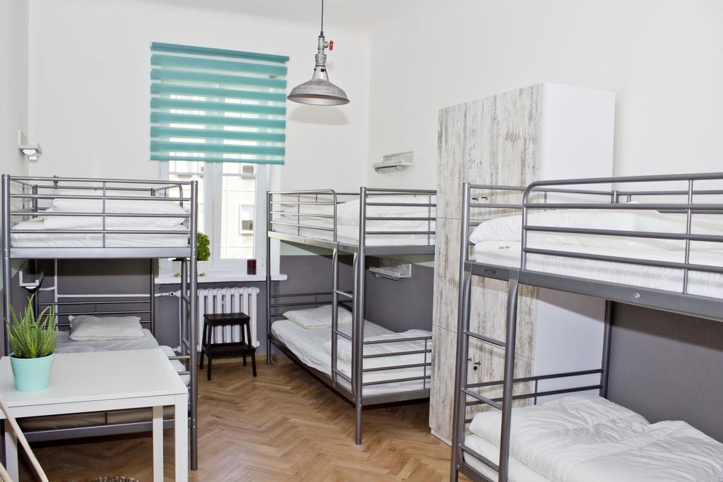 Chillout Hostel Varşovia Exterior foto
